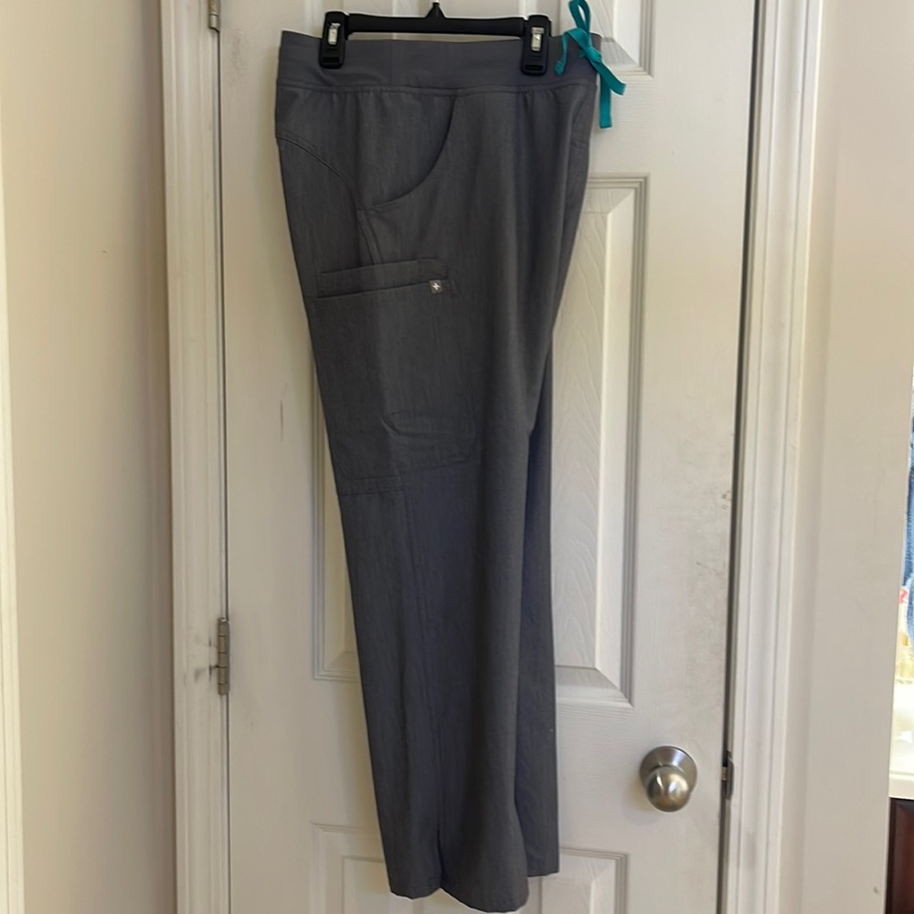 Figs Kade Cargo Scrub Pants